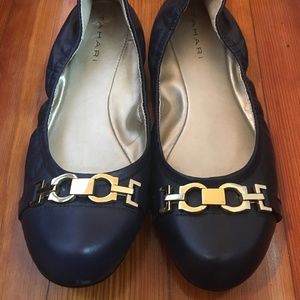 Tahari - "Ta-Vera" Leather Shoes